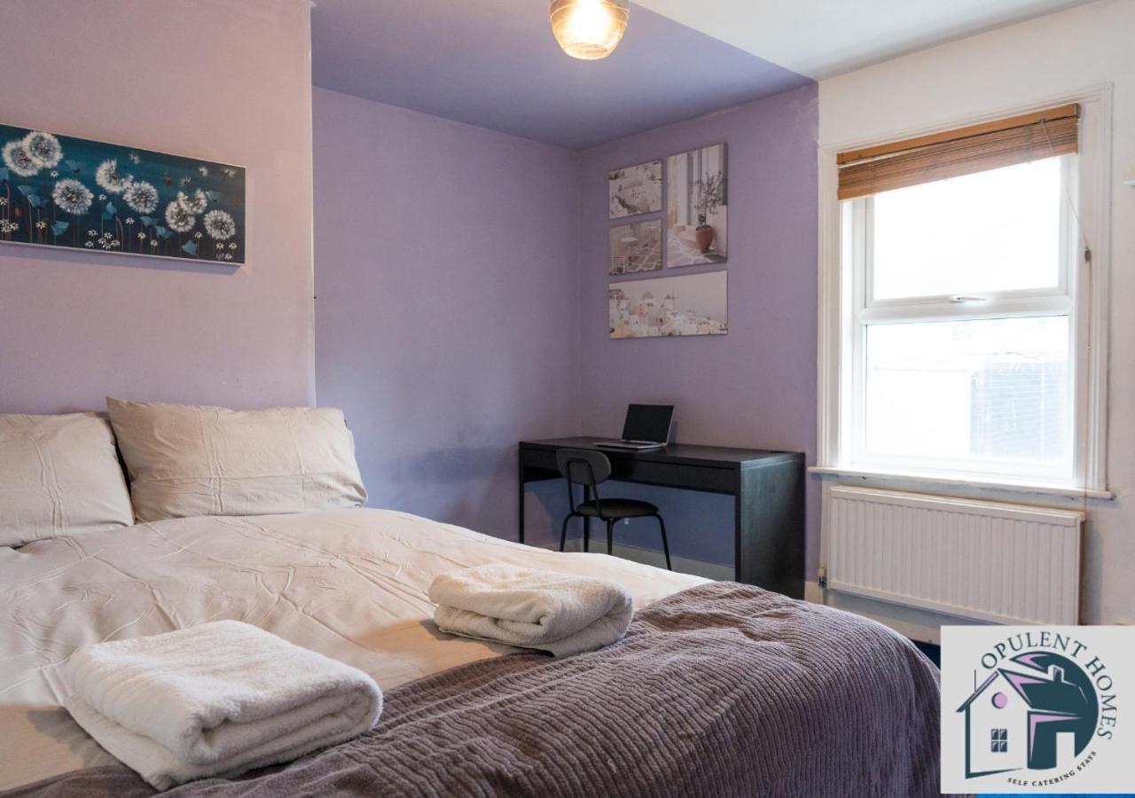 Vila Contractors Pad - 4 Bed Town House - Cent Reading - Free Parking Exteriér fotografie